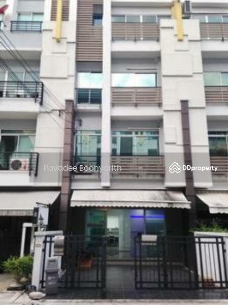 ให้เช่า - ทาวน์เฮาท์ 2-ห้องนอน, กรุงเทพ