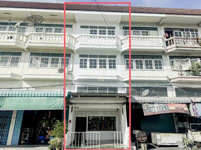 ขาย - อาคารพาณิชย์ 3.5 ชั้น 1 คูหา สุขสวัสดิ์ 64 สมุทรปราการ, สมุทรปราการ