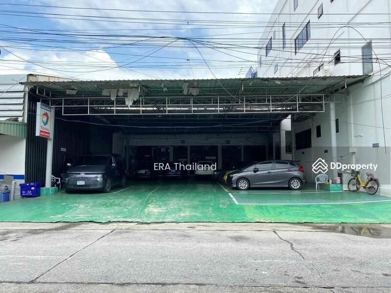 ให้เช่า - ปล่อยเช่าโชว์รูมรถพร้อมศูนย์บริการ 3,000 ตร.ม. ใกล้แยกเหม่งจ๋าย, กรุงเทพ