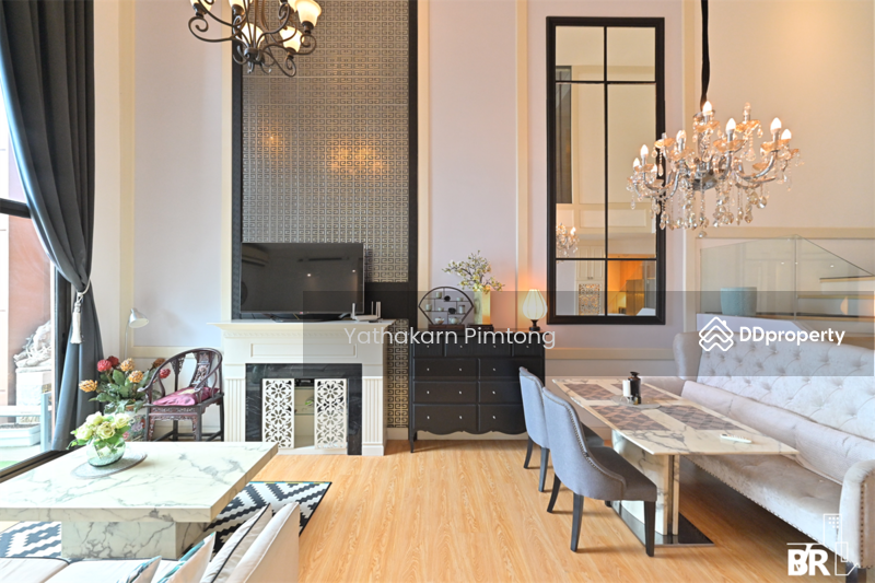 For Rent - Villa Asoke, Bangkok