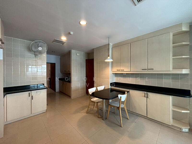 Sachayan Court, Bangkok, Soi Sukhumvit 20, Khlong Toei, Bangkok, 3 Bedrooms, 350 sqm, Condo For Rent, by Bangkok House Living, 60139760 - DDproperty.com