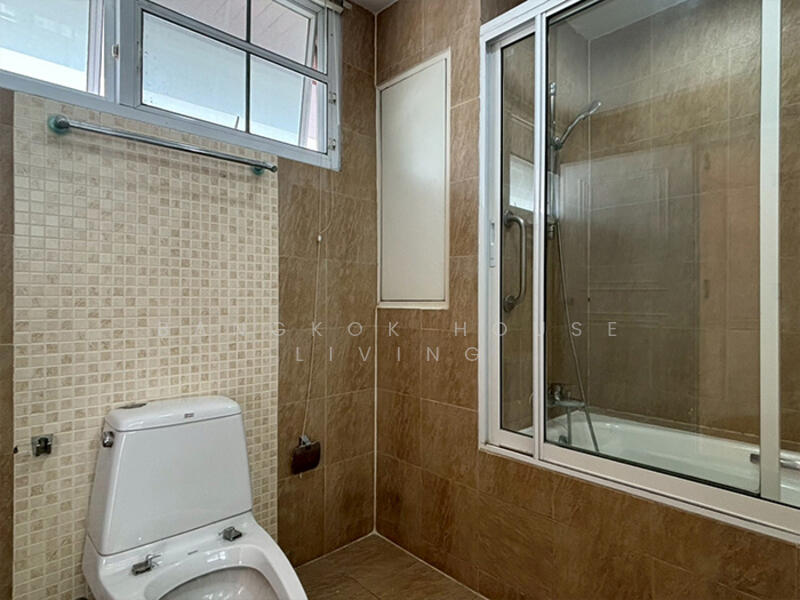 Sachayan Court, Bangkok, Soi Sukhumvit 20, Khlong Toei, Bangkok, 3 Bedrooms, 350 sqm, Condo For Rent, by Bangkok House Living, 60139760 - DDproperty.com