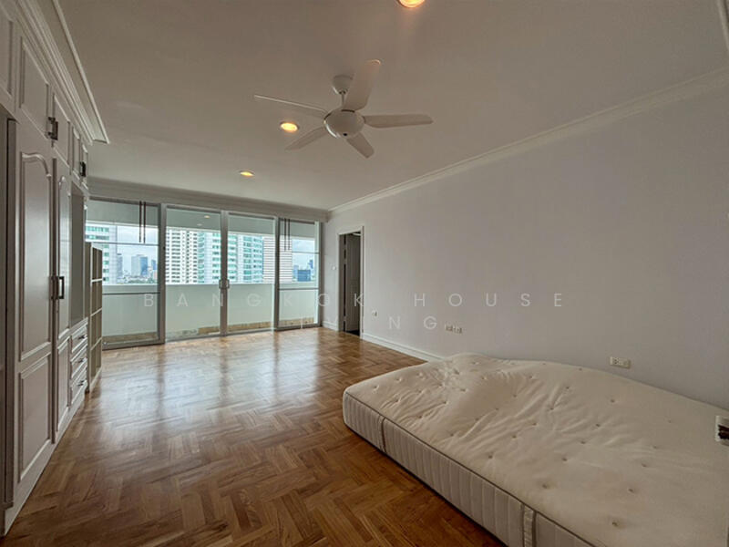 Sachayan Court, Bangkok, Soi Sukhumvit 20, Khlong Toei, Bangkok, 3 Bedrooms, 350 sqm, Condo For Rent, by Bangkok House Living, 60139760 - DDproperty.com