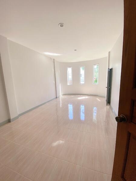 ขาย - บ้านพร้อมที่ดิน 167 ตรว. ซอยสุขุมวิท 101 (ปุณวิถี 30/วชิรธรรมสาธิต 25), กรุงเทพ