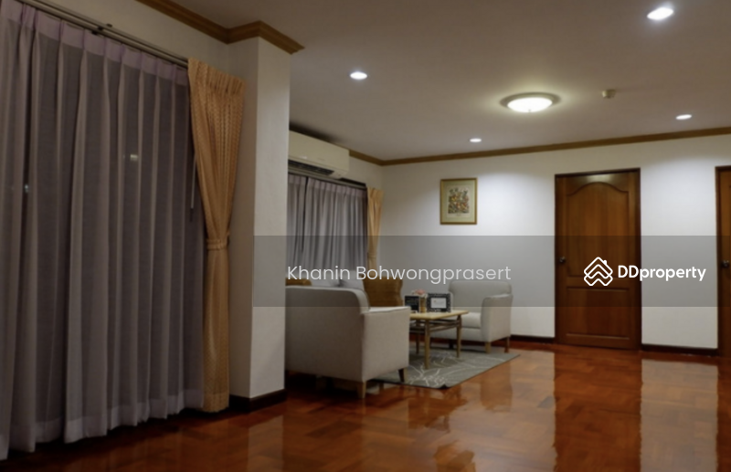 For Rent - Baan Arthit, Bangkok