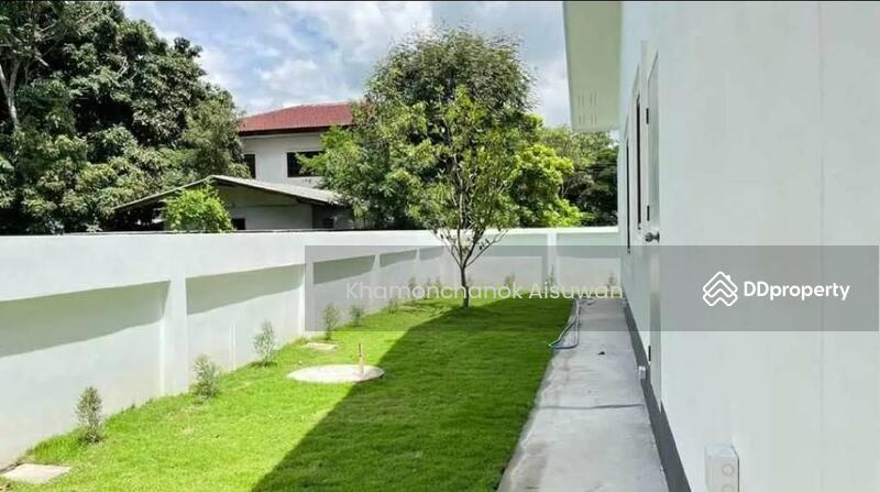 For Sale - 3 Bedrooms 3 Bathrooms House for Sale in San Kamphaeng, Chiang Mai