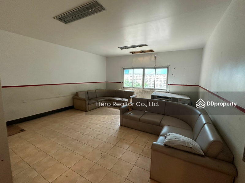 For Rent - For Rent Pathum Thani Car Showroom Lam Luk Ka BRE22020, Pathum Thani