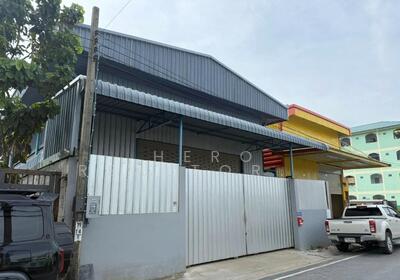 ขาย - ขายโกดัง พร้อมออฟฟิศ 2 ชั้น ถนนเทพารักษ์ บางเสาธง BRE25645, สมุทรปราการ