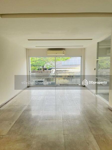 ให้เช่า - Space for Home Office near BTS Onnut Sale or Rent, กรุงเทพ