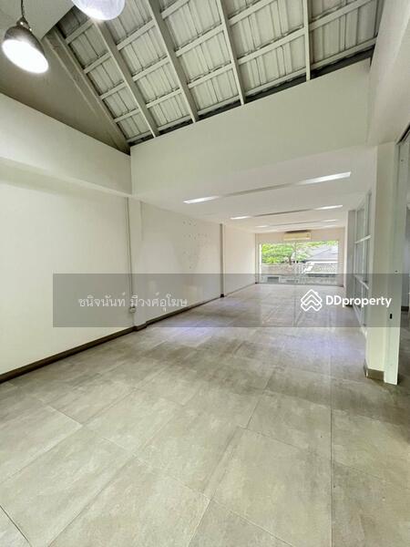 ให้เช่า - Space for Home Office near BTS Onnut Sale or Rent, กรุงเทพ