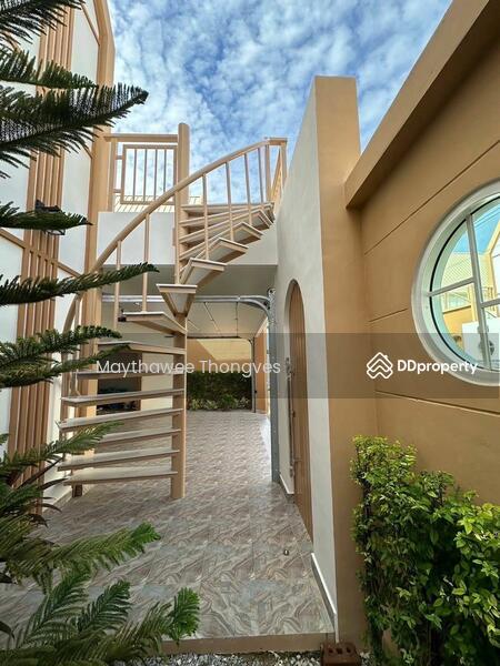 ขาย - Narita Villa (Baan Mae Villa 5) : นาริตะ วิลล่า (บ้านแม่ 5 พูลวิลล่า), ชลบุรี