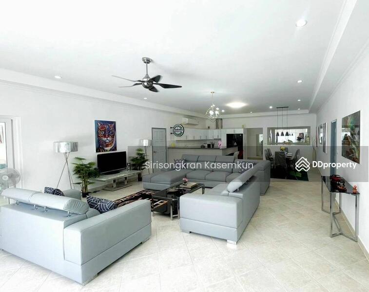 For Sale - Majestic Residence Pratumnak, Chon Buri