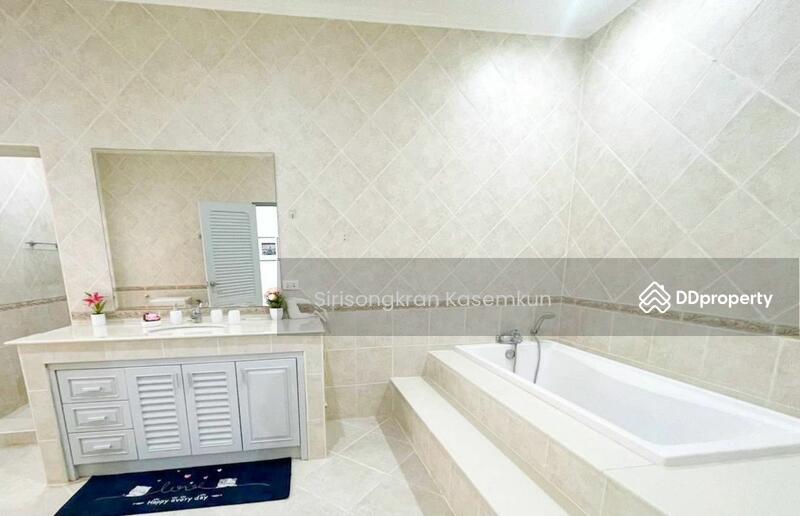 For Sale - Majestic Residence Pratumnak, Chon Buri