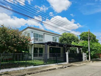 ขาย - Moobaan Chollada Suvarnabhumi : หมู่บ้านชลลดา สุวรรณภูมิ, สมุทรปราการ