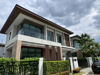 ขาย - Bangkok Boulevard Ramkhamhaeng-Wongwaen : บางกอก บูเลอวาร์ด รามคำแหง-วงแหวน, กรุงเทพ