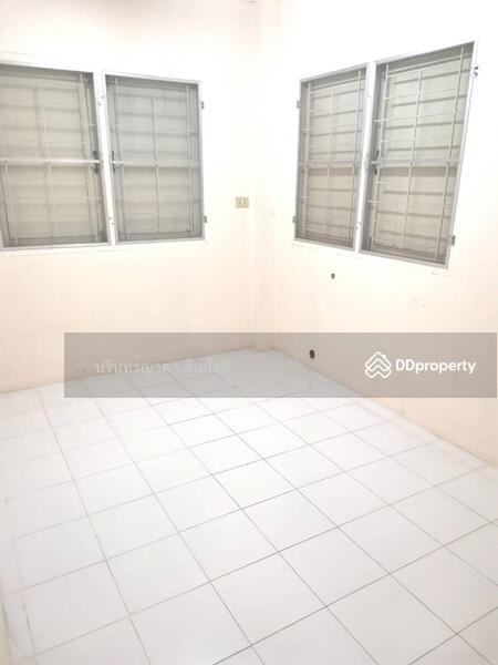 For Rent - House & Warehouse Soi Phaholyothin, Bangkok