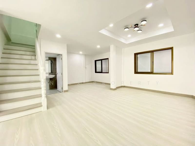 Baan Hong Prayun 3 Bang Bua Thong : บ้านหงส์ประยูร 3 บางบัวทอง, นนทบุรี, บางรักพัฒนา, บางบัวทอง, นนทบุรี, 128 ตร.ม., ทาวน์เฮ้าส์ ขาย, โดย Connex Property, 60141841 - DDproperty.com