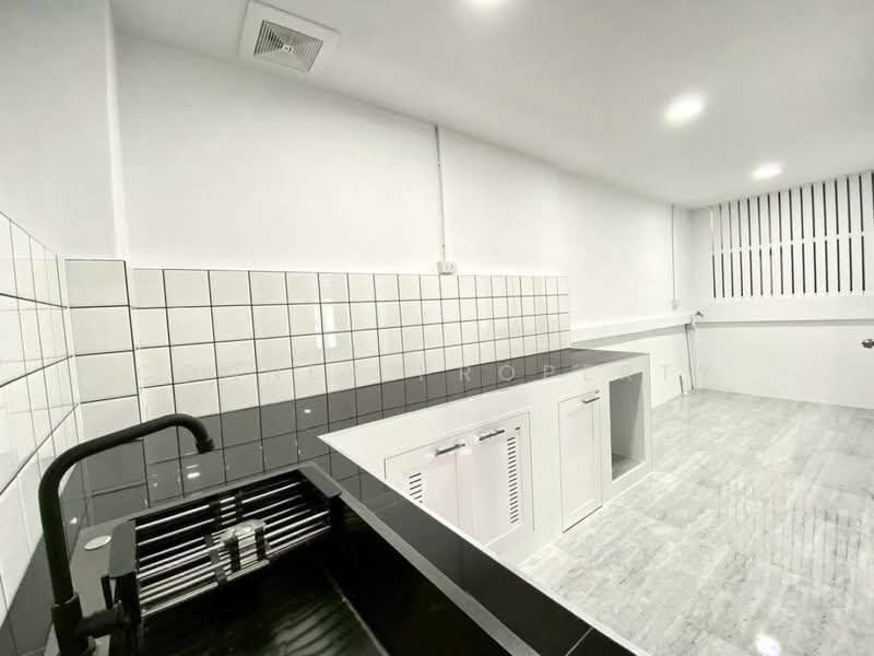 Baan Hong Prayun 3 Bang Bua Thong, Nonthaburi, Bang Rak Pattana, Bang Bua Thong, Nonthaburi, 4 Bedrooms, 128 sqm, Townhouse For Sale, by Connex Property, 60141841 - DDproperty.com