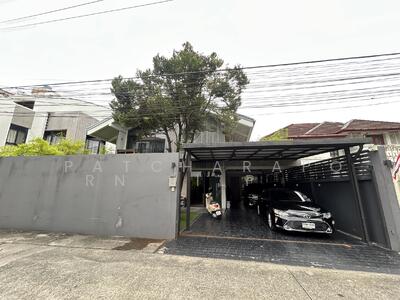 ขาย - ขายบ้านเดี่ยวสไตล์โมเดิร์น ทำเลใจกลางสุขุมวิท65 ตกแต่งพร้อมเฟอร์นิเจอร์ครบครัน พร้อม, กรุงเทพ