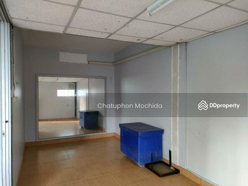 ขาย - 3-Br Townhouse in Phraeksa Mai, สมุทรปราการ