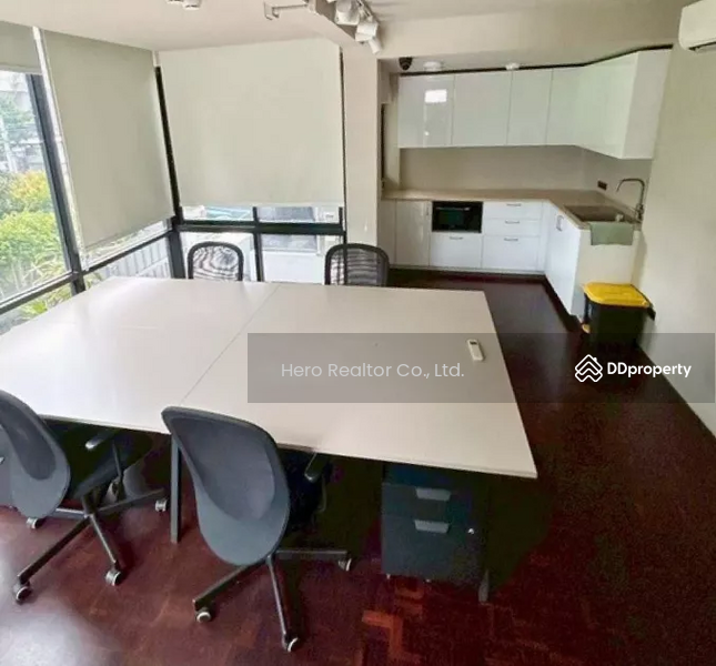 For Rent - For Rent Bangkok Retail Yen Arkart Yan Nawa BTS Chong Nonsi BRE25667, Bangkok