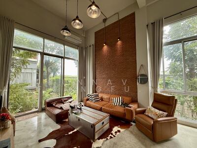 ขาย - Siamese Blossom @ Fashion : ไซมิส บลอสซั่ม แอท แฟชั่น, กรุงเทพ