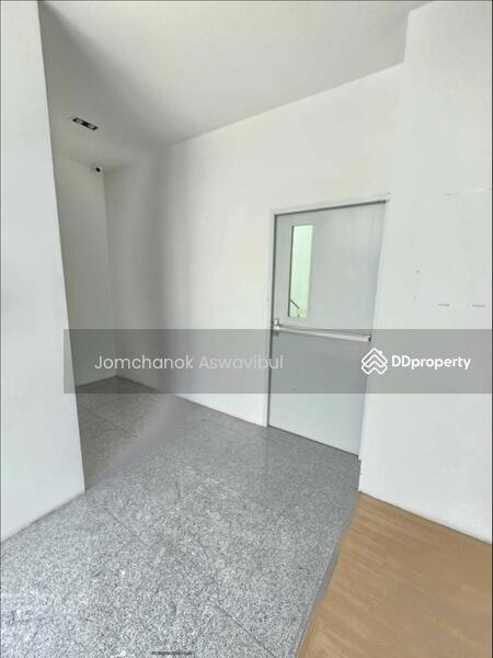 For Sale - Office Building Krungthep Kreetha, Bangkok