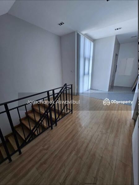 For Sale - Office Building Krungthep Kreetha, Bangkok