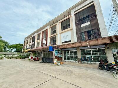 ขาย - 88748 - ขายอาคารพาณิชย์ 3 ชั้น โครงการ วาน่า คาซ่า ถนนสายกลางทุ่ง เมืองระยอง, ระยอง