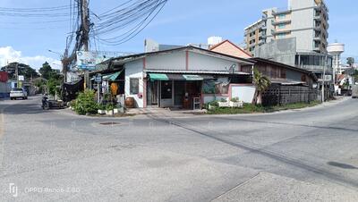 ขาย - ที่ดินบางแสนใกล้ประตูม.บูรพา40ตร.วาพร้อมสิ่งปลูกสร้าง, ชลบุรี