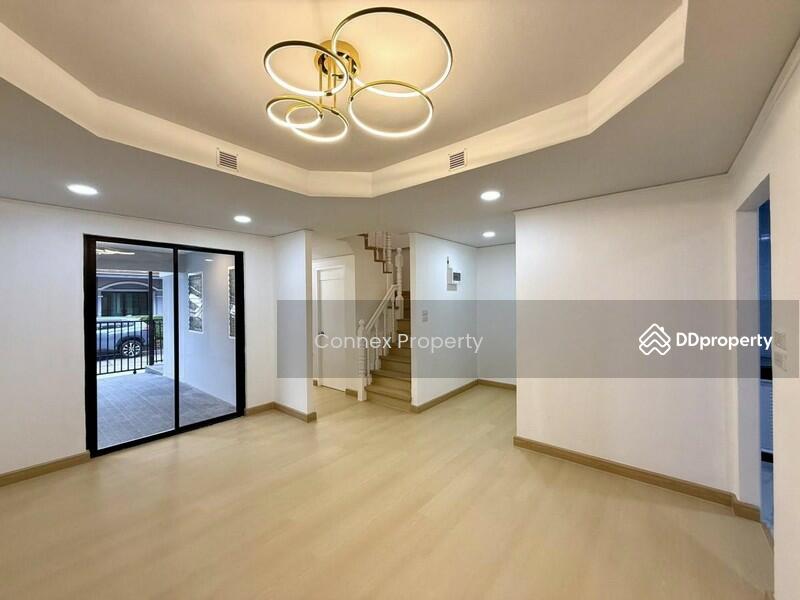 For Sale - Thanasuk Village, Bangkok