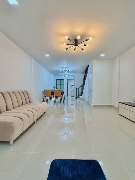 Baan Nanthicha 3/8 : บ้านนันทิชา 3/8, นนทบุรี, นนทบุรี  ไทรน้อย  ไทรน้อย, ไทรน้อย, ไทรน้อย, นนทบุรี, 120 ตร.ม., ทาวน์เฮ้าส์ ขาย, โดย Connex Property, 60144282 - DDproperty.com