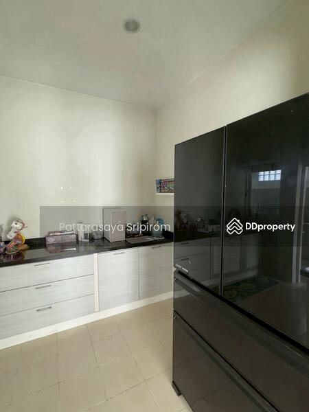 ขาย - 4-Br Townhouse in Samrong Nuea (2177027), สมุทรปราการ