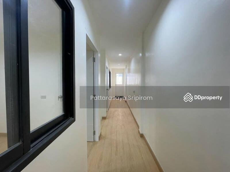 ขาย - 3-Br Townhouse in Samrong Nuea (2215455), สมุทรปราการ