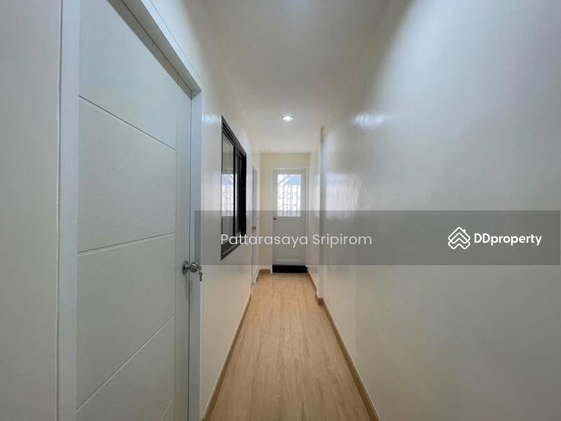 ขาย - 3-Br Townhouse in Samrong Nuea (2215455), สมุทรปราการ