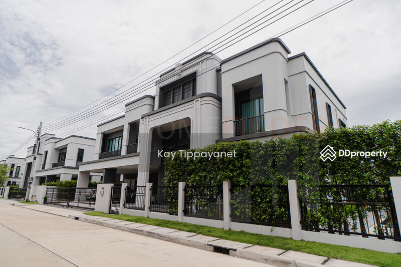 For Sale - Setthasiri Wongwaen-Chatuchot, Bangkok