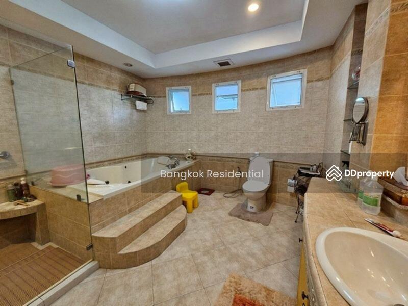 For Sale - Detached House, Bangkok