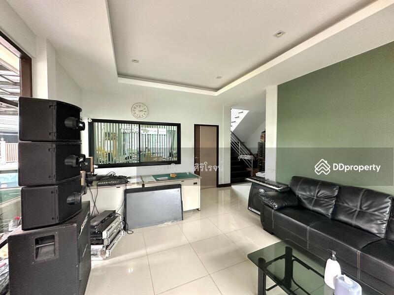 ให้เช่า - ให้เช่าโฮมออฟฟิศ 4 ชั้น 363 ตร.วา จอดรถ 50 คัน ซ.รามอินทรา 5 แยก 9, กรุงเทพ