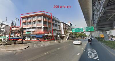 ขาย - ขายถูก ที่ดินพร้อมสิ่งปลูกสร้าง ติดถนนพหลโยธิน ปากซอยพหลโยธิน 35 พื้นที่ 206 ตารางวา, กรุงเทพ