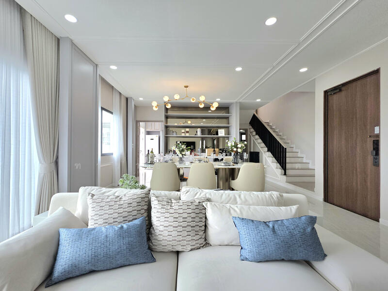 Pattaya Single House, Chon Buri (Pattaya), Nong Pla Lai, Bang Lamung (Pattaya), Chon Buri (Pattaya), 4 Bedrooms, 272 sqm, Single Detached House For Sale, by Tharathorn Yuenyong, 60145578 - DDproperty.com