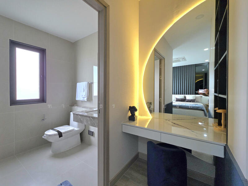 Pattaya Single House, Chon Buri (Pattaya), Nong Pla Lai, Bang Lamung (Pattaya), Chon Buri (Pattaya), 4 Bedrooms, 272 sqm, Single Detached House For Sale, by Tharathorn Yuenyong, 60145578 - DDproperty.com