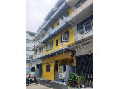 ขาย - 44363 – ลดแรง! อาคารพาณิชย์ 4 ชั้น 2 คูหา สุขุมวิท 71 พร้อมผู้เช่าเต็ม ใกล้ BTS พระโขนง, กรุงเทพ