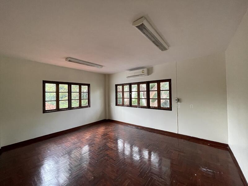 For Rent - BTS Major, Bangkok