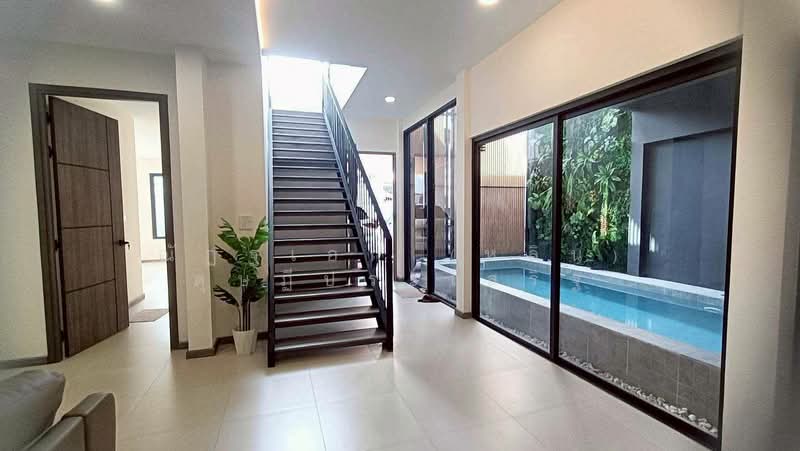 ขาย - ชีวิตดีเริ่มต้นที่นี่ บ้านพร้อม– Pool Villa สระว่ายน้ำส่วนตัว สุขุมวิท 60/1 | ใกล้ BTS, กรุงเทพ