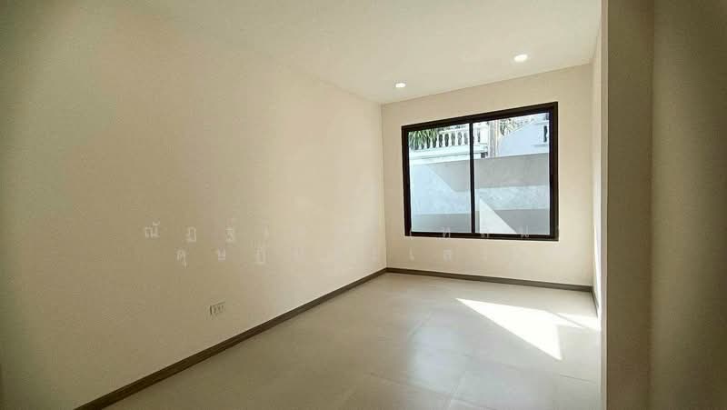 For Sale - ชีวิตดีเริ่มต้นที่นี่ บ้านพร้อม– Pool Villa สระว่ายน้ำส่วนตัว สุขุมวิท 60/1 | ใกล้ BTS, Bangkok