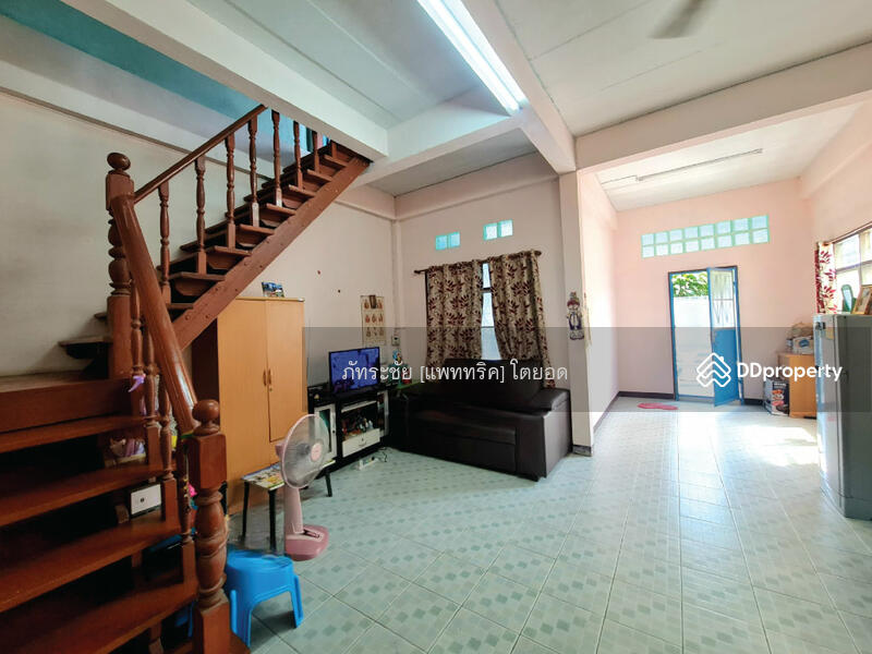 สนใจ ติดต่อคุณอุบล  099-2262928  @KrutzRealty.com