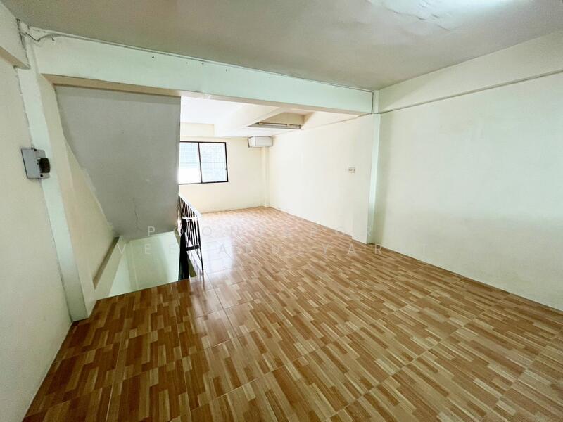 ให้เช่า - ให้เช่า อาคารพาณิชย์ ตกแต่งใหม่ - ซอยท่าข้าม แขวงแสมดำ, กรุงเทพ