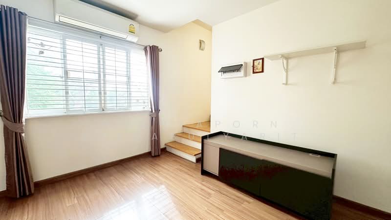 Villette City Pattanakarn 38, Bangkok, Phatthanakan Road, Prawet, Prawet, Bangkok, 3 Bedrooms, 264 sqm, Townhouse For Sale, by Poonyaporn Veerabulyarit, 60146002 - DDproperty.com