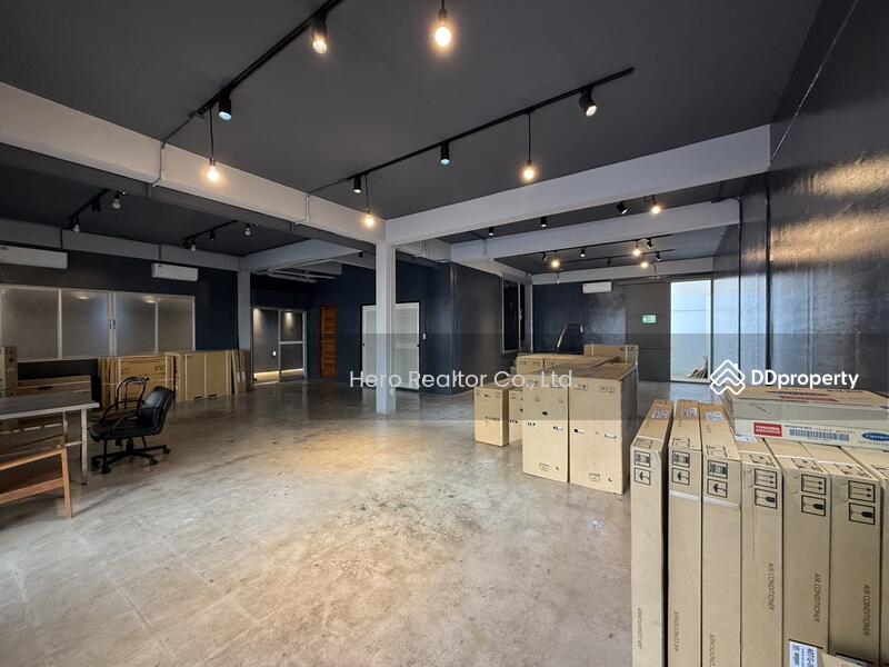 For Rent - For Rent Bangkok Office Space Lat phrao Wang Thonglang MRT Lat Phrao 71 BRE25676, Bangkok