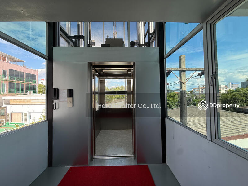 For Rent - For Rent Bangkok Office Space Lat phrao Wang Thonglang MRT Lat Phrao 71 BRE25676, Bangkok